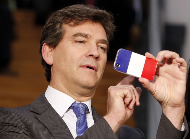 Ο Ολάντ εξόρισε τα κινητά από τις συνεδριάσεις του υπουργικού συμβουλίου